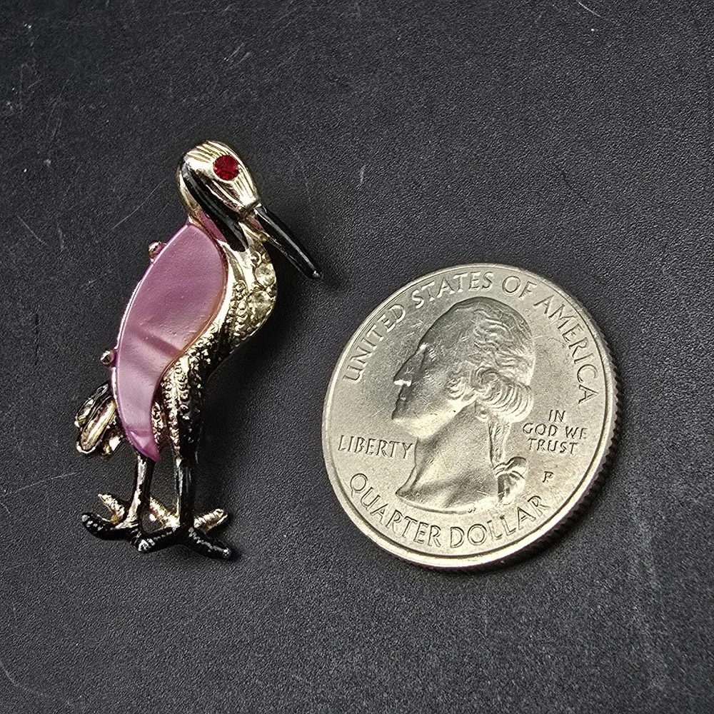 Pink Thermoset Bird Brooch Flamingo Gold Tone Vintage Animal Costume Jewelry